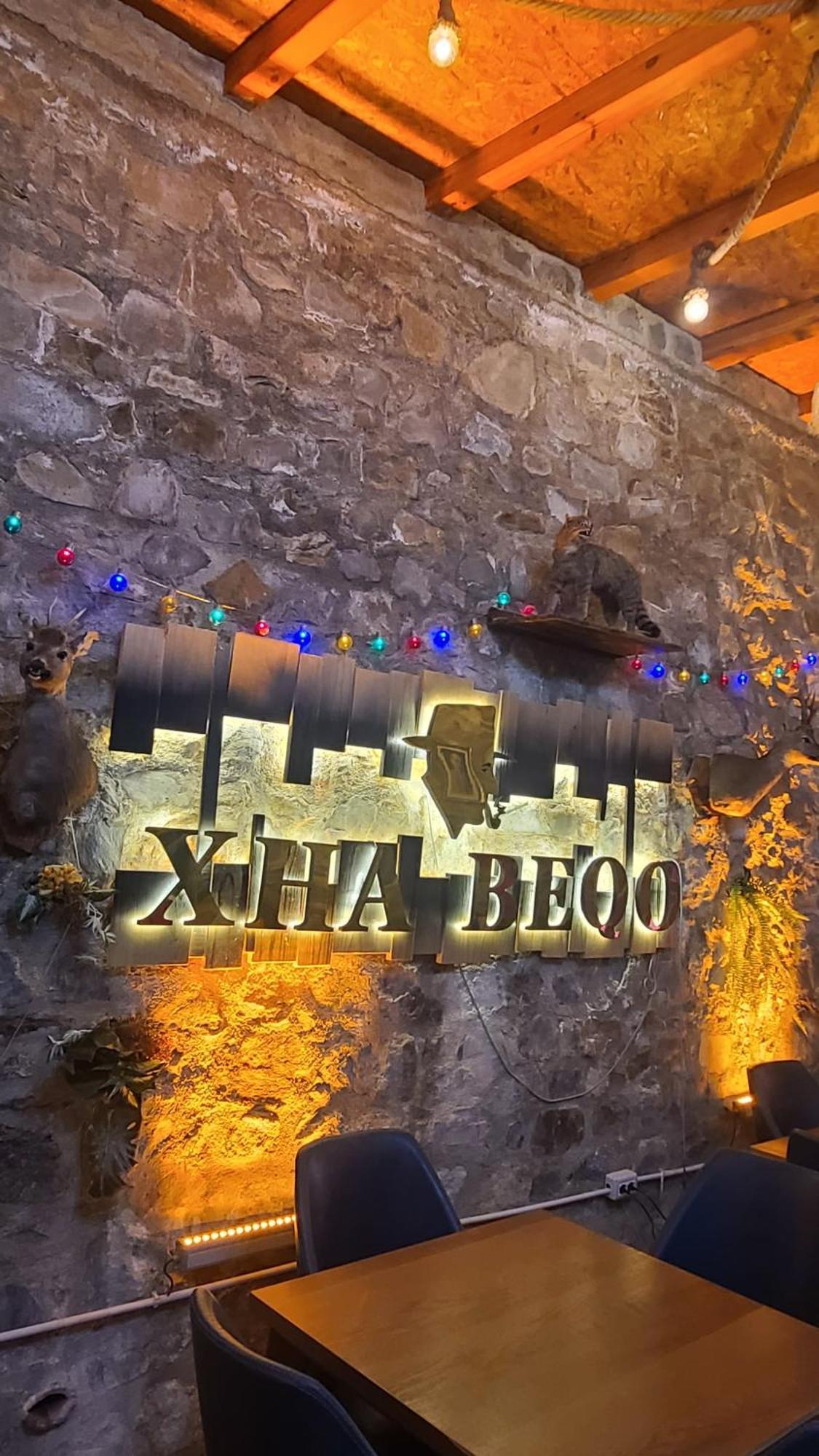 Keshtjella Xhabeqos Hotel Ljaknasi Exterior photo