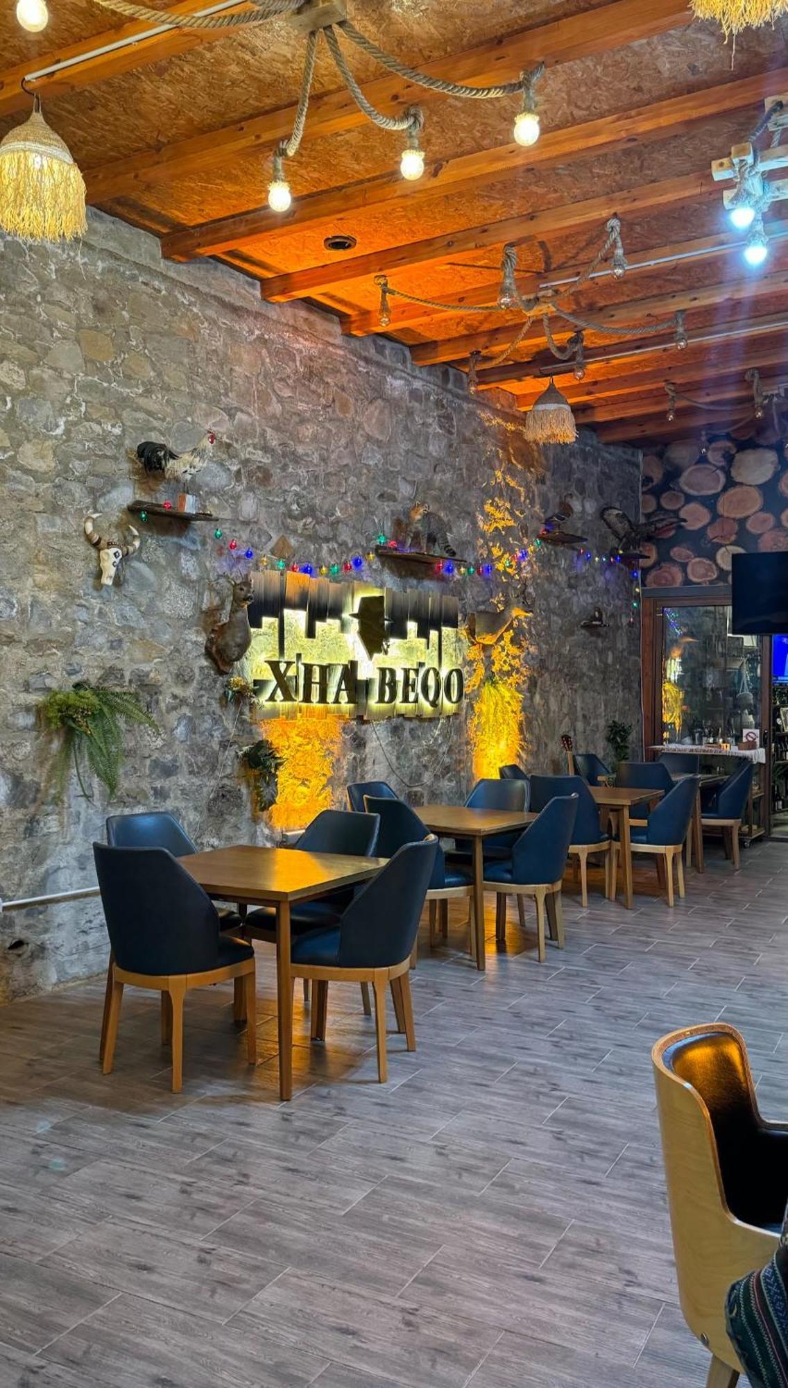 Keshtjella Xhabeqos Hotel Ljaknasi Exterior photo